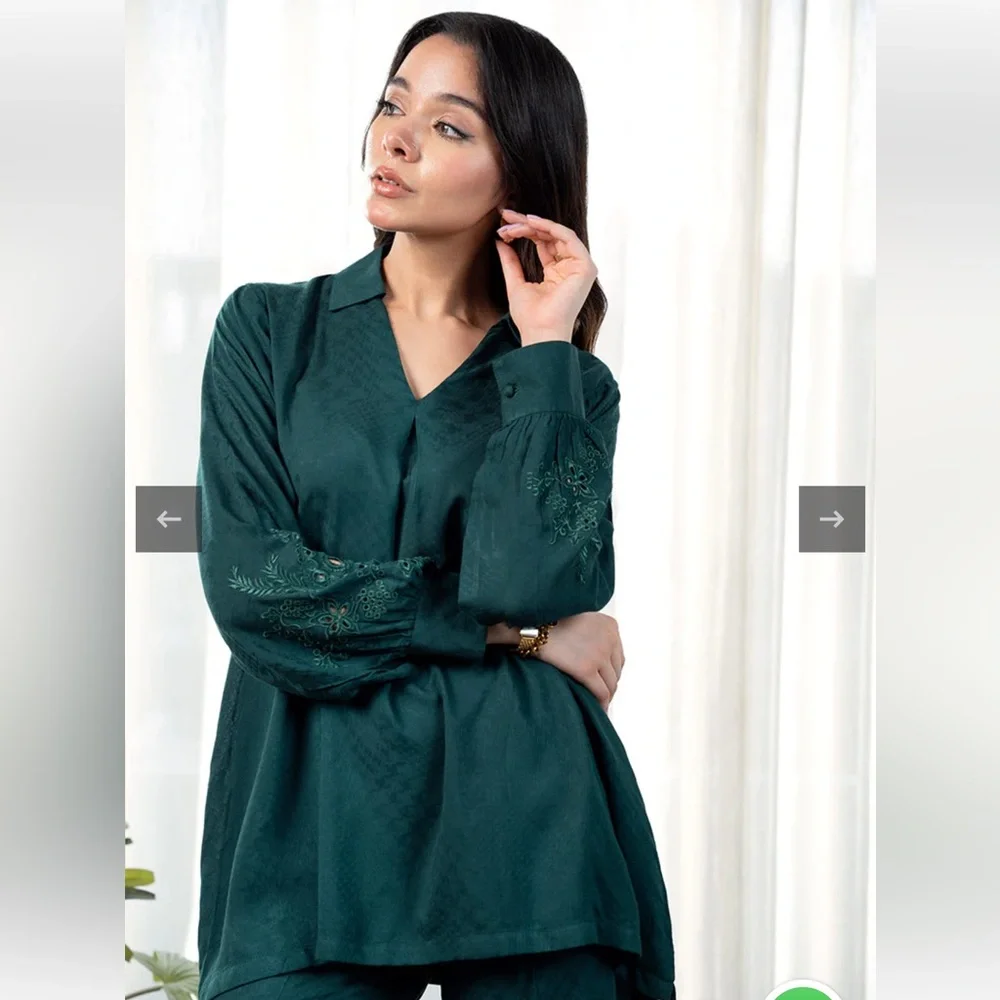 Elegant Dark Green Two-Piece Set - Picture 2 of 4